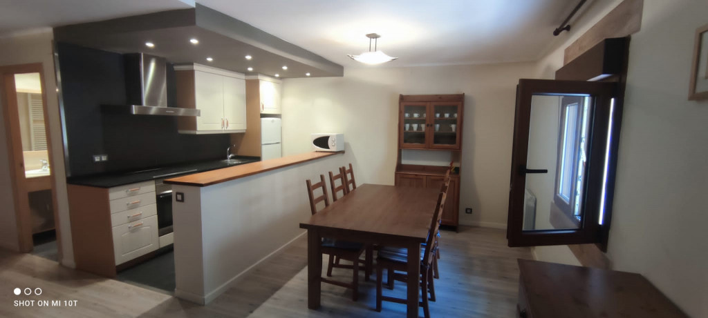 VIALLER EN VENTA APARTAMENTO DE  2 DORMITORIOS 