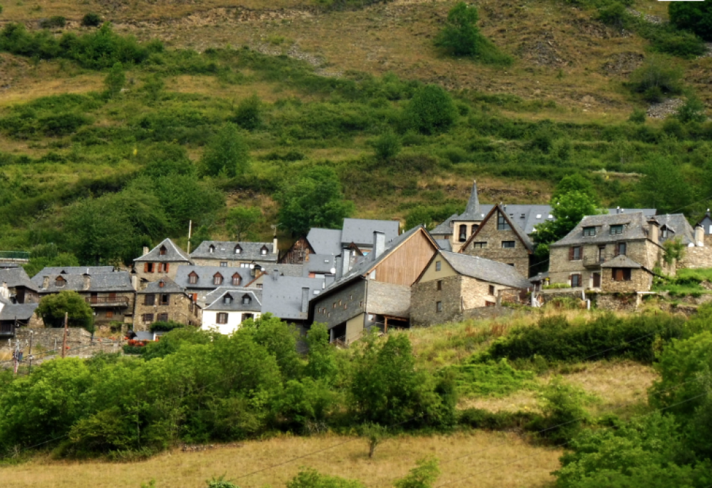 VILA (VALL D'ARAN) SE VENDE TERRENO URBANO PARA EDIFICAR
