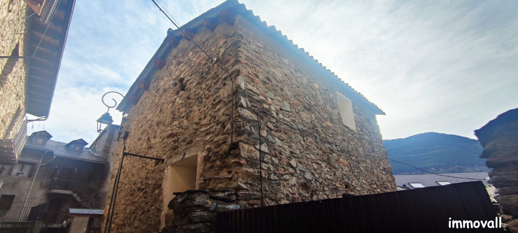 CASA PARA REFORMAR EN BARRUERA