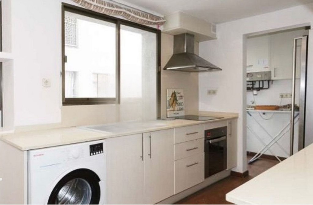 TARRAGONA- EN VENTA 3 DORMITORIOS, 2 BAÑOS Y PARKING